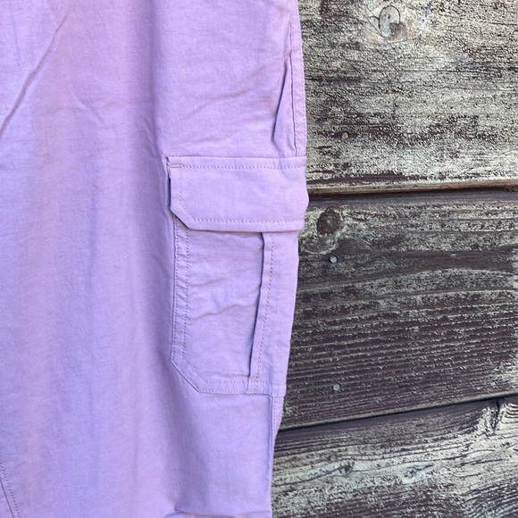 Duluth Trading Company Pants/Capris - Picture 8 of 16